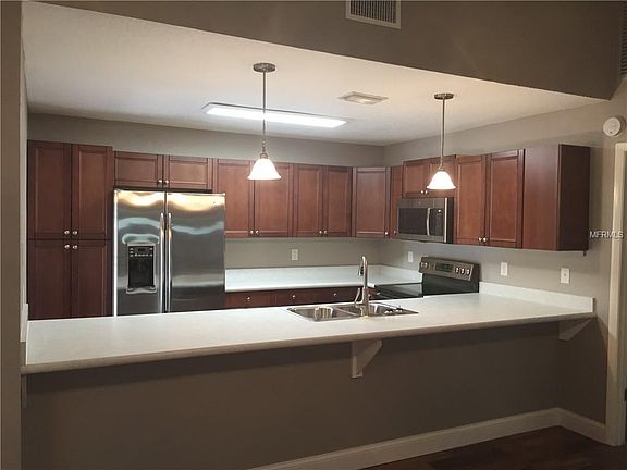 3rd image of 1880 Crystal Lake Dr #32