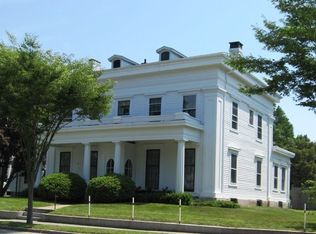 8 Elm St, Westerly, RI 02891