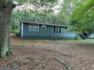 1822 Potato Neck Rd, Port Haywood, VA 23138