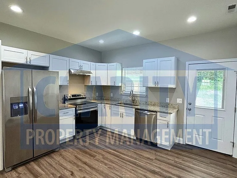 3413 Peerless Rd NW — Photo 16