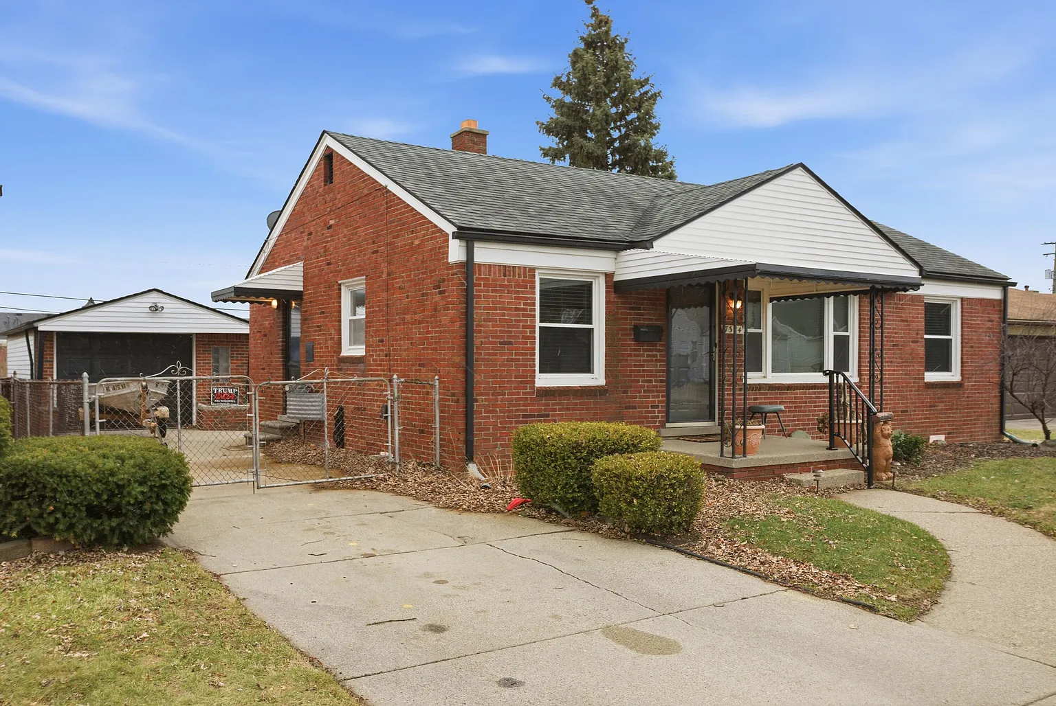 7324 McKinley Ave photo 1