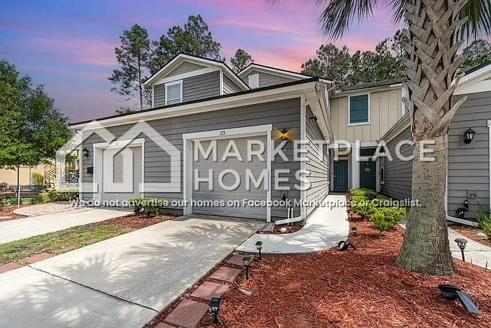 2 bed, 2.5 bath, 1346 sqft, $1,950 — Photo 1