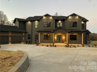 725 Houston Rd, Troutman, NC 28166