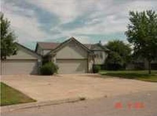 133 S Peachwood Dr, Haysville, KS 67060