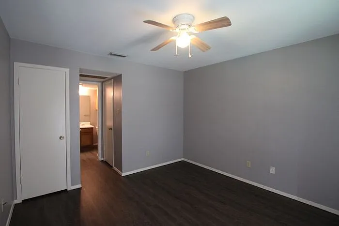 420 W Heritage Dr #211 — Photo 13