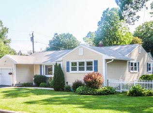 57 Mayfield St, Springfield, MA 01108