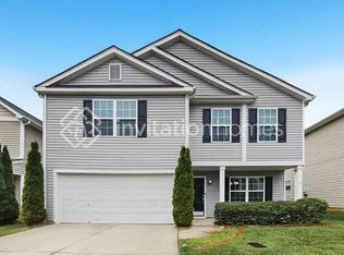 1719 Eastway Dr, Dallas, NC 28034