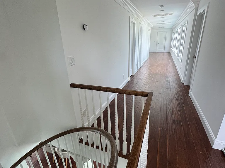Windermere Close — Photo 8