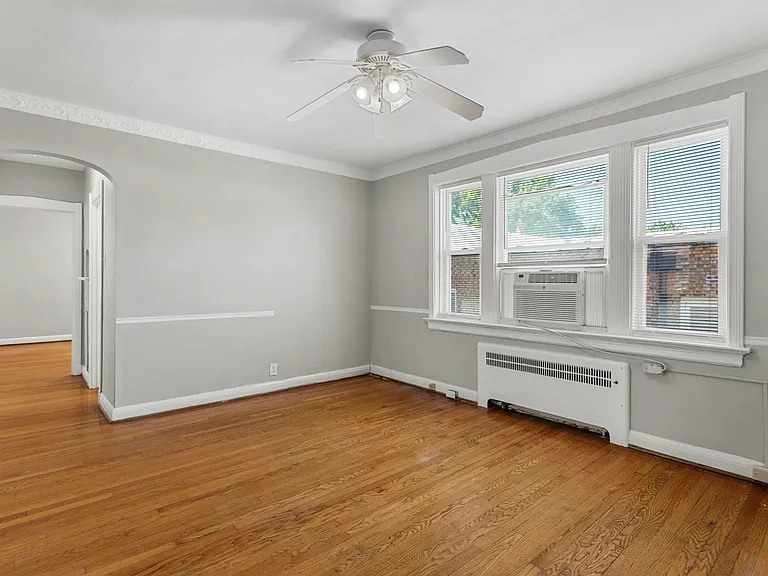 7539 Byron Pl #3W — Photo 8