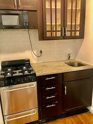 Rented by Oxford Property Group | media 11