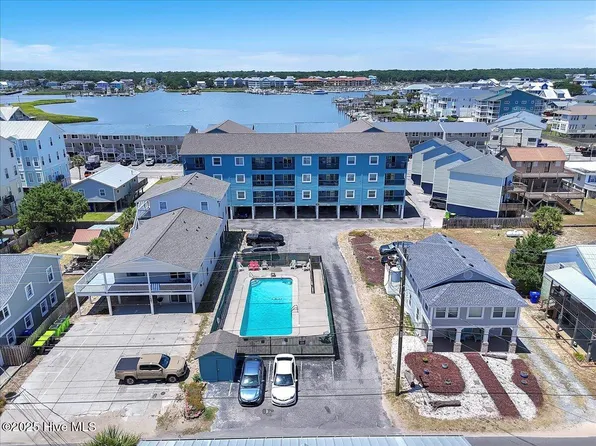 1404 Canal Drive #15, Carolina Beach, NC 28428