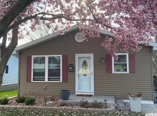 1216 S 14th St, Quincy, IL 62301