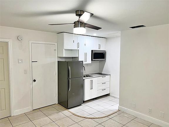 2nd image of 248 SE 8th Ter