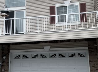 18230 Kerrville Trl, Lakeville, MN 55044