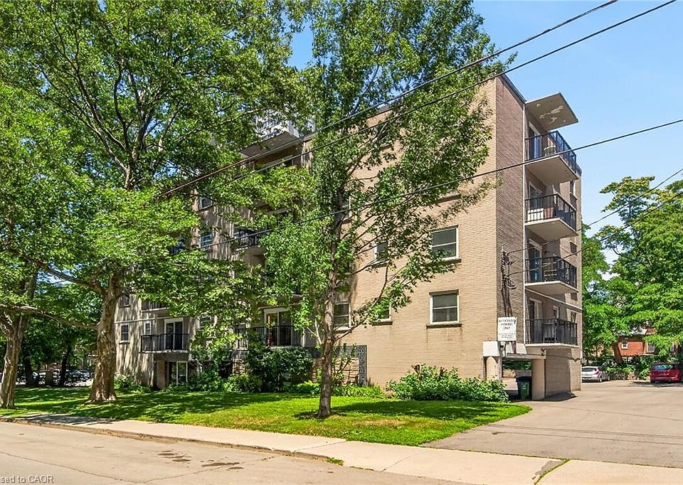 1st image of 40 Robinson St #209
