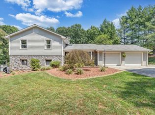 54 Farm View Rd, Glade Hill, VA 24092