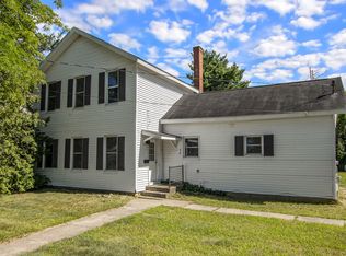 319 Union St, Lawton, MI 49065