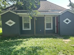 2704 Mary St, Saint Joseph, MO 64507
