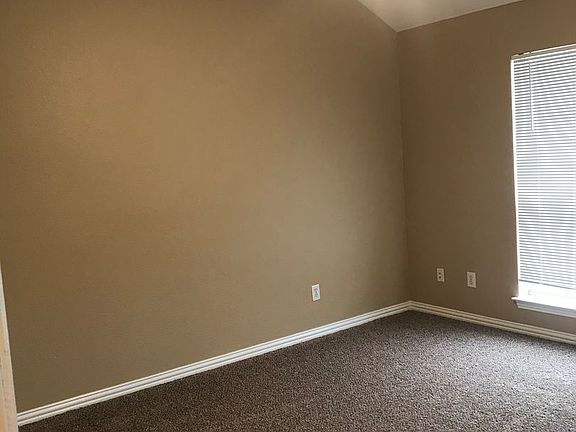 4th image of 930 W Sierra Vista Ct #930