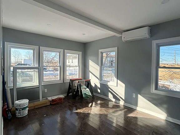 5th image of 534 Beach 43rd Street