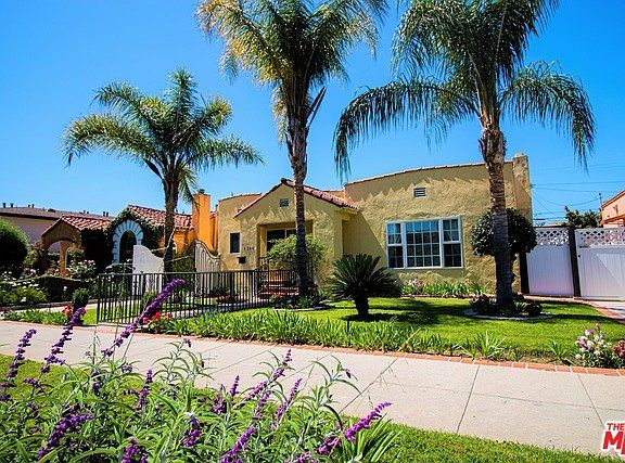 2nd image of 3266 Larga Ave