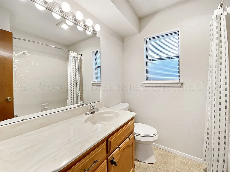 841 S Atkerson Ln — Photo 12