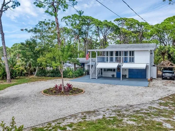 380 W Wentworth St, Englewood, FL 34223