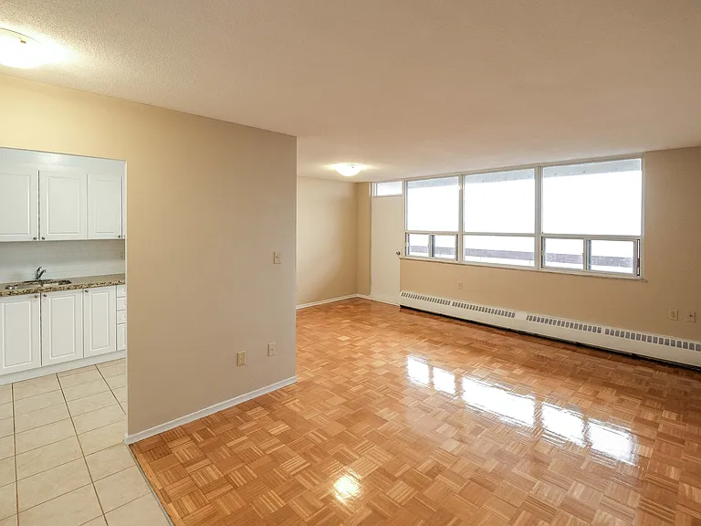 165 Barrington Ave — Photo 17