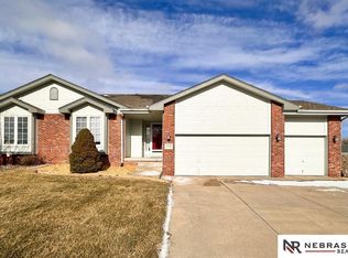 15510 Parker St, Omaha, NE 68154
