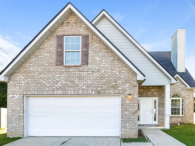 3208 Sailmist Point — Photo 1