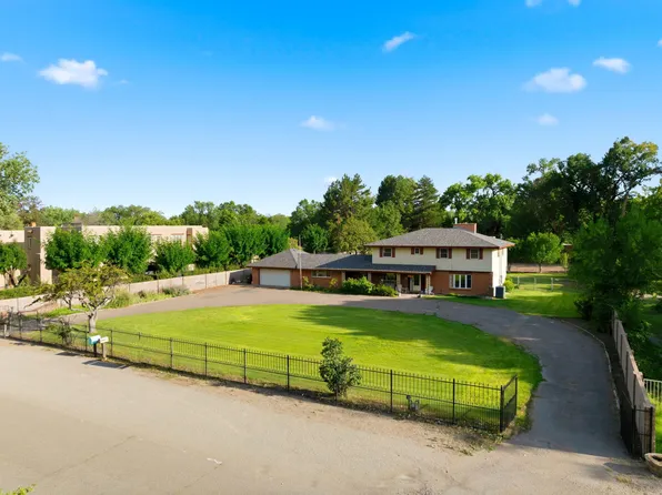 800 Pueblo Solano Rd NW, Los Ranchos De Albuquerque, NM 87107
