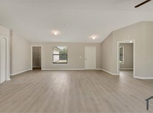 3208 53rd St W, Lehigh Acres, FL 33971