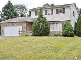 5440 Lanark Rd, Center Valley, PA 18034