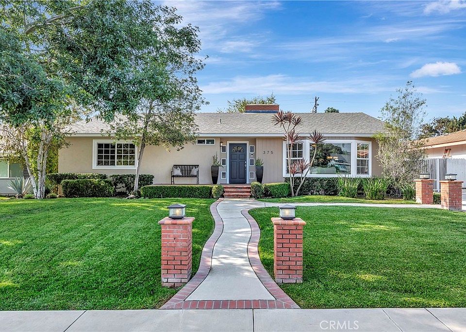 1st image of 375 Vista Baya