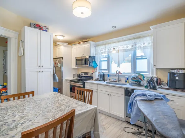116 Harvard St Floor 1, Medford, MA 02155