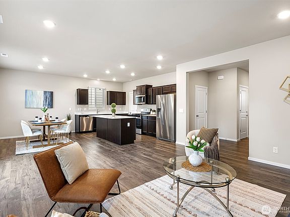 5th image of 1177 SW Pendleton Way