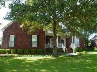 2815 Hermitage Ln, Florence, SC 29501