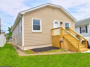 6924 Sollers Point Rd, Baltimore, MD 21222