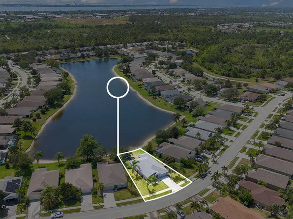 4561 Manchester Dr, Rockledge, FL 32955