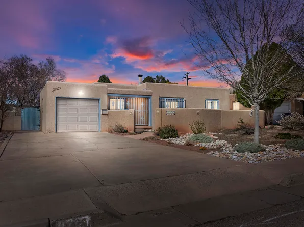 3705 La Hacienda Pl NE, Albuquerque, NM 87110