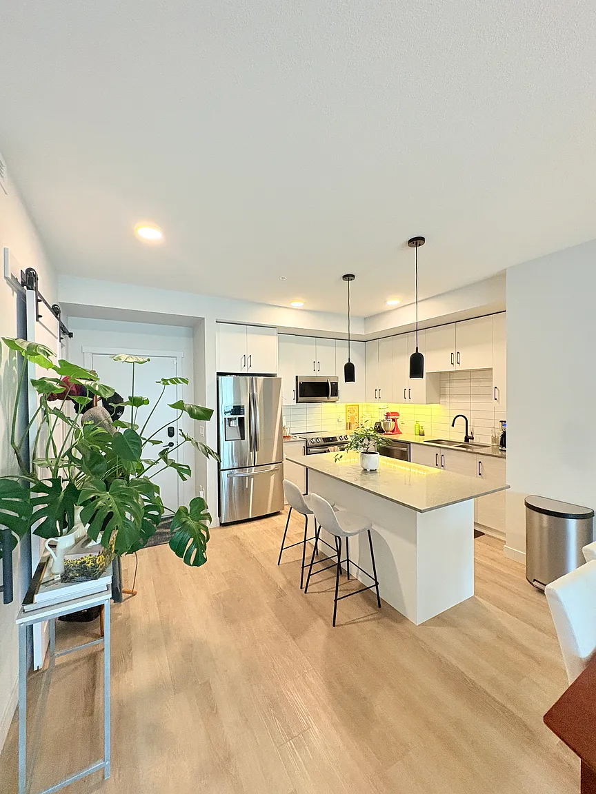 2465 Gateway Rd #101 photo 1