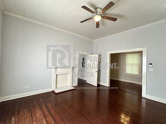 3rd image of 1227 Calhoun St