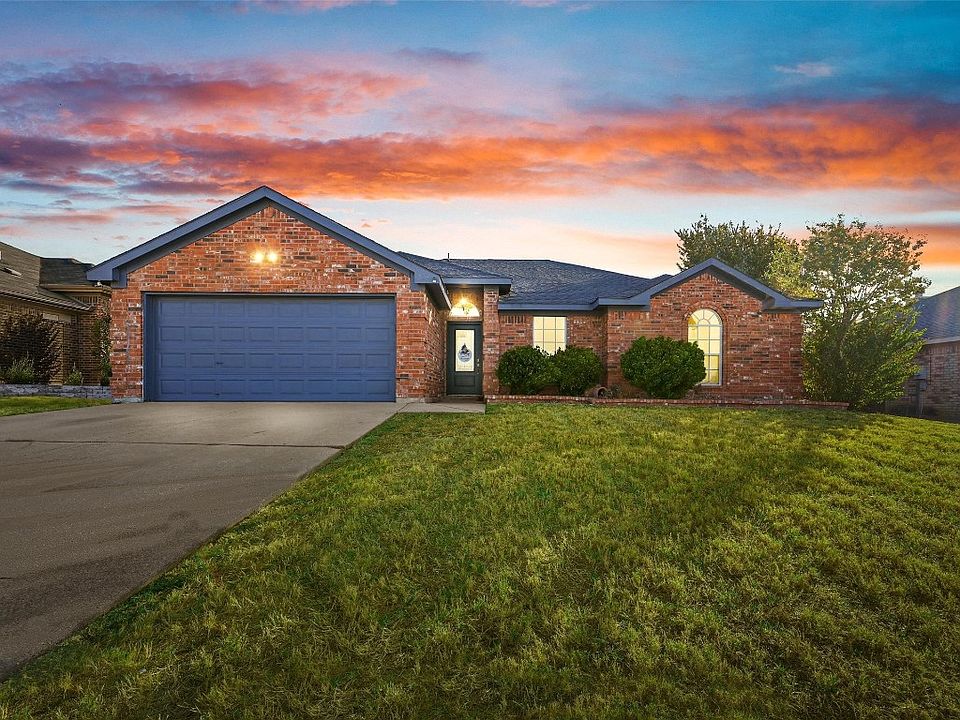 1st image of 552 Jeffdale Dr