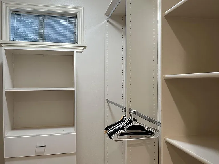 7 Bishop Ct — Photo 4