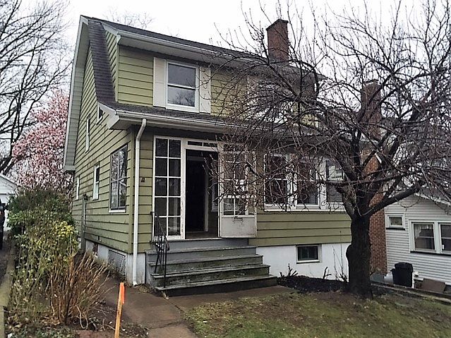 1st image of 26 Ashwood Ter