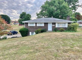 71 Green St, Houston, PA 15342