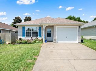 5590 Meadow Creek Pl, Gulf Breeze, FL 32563
