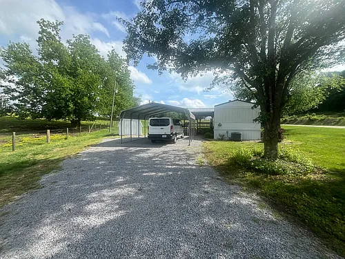 6218 Smith Grove Rd Photo 1