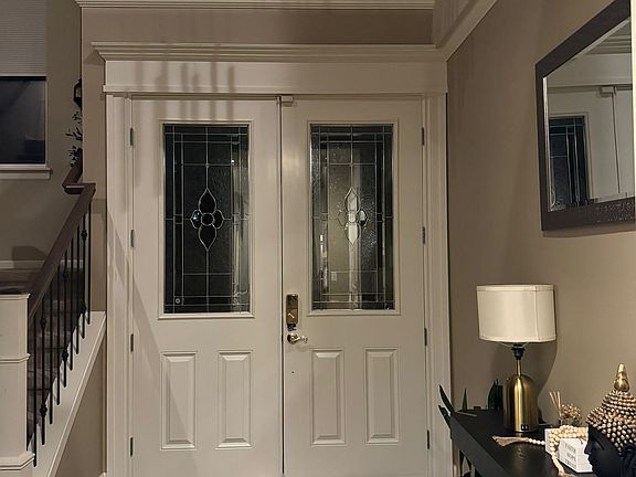 4th image of 23275 SE 34th Pl