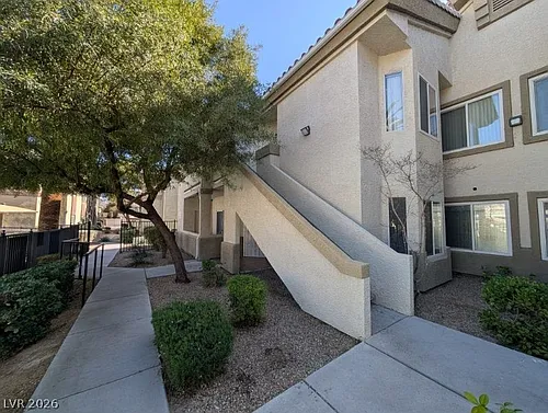 3925 Lazy Pine St #201 Photo 1